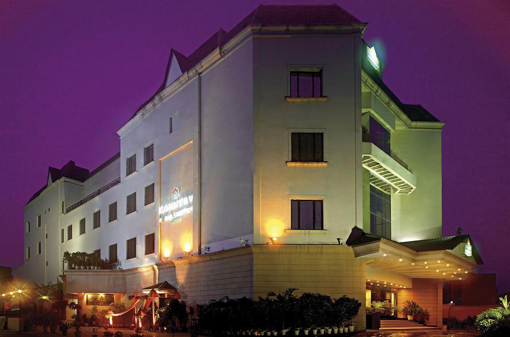 Best Western Plus Jalandhar Exterior photo
